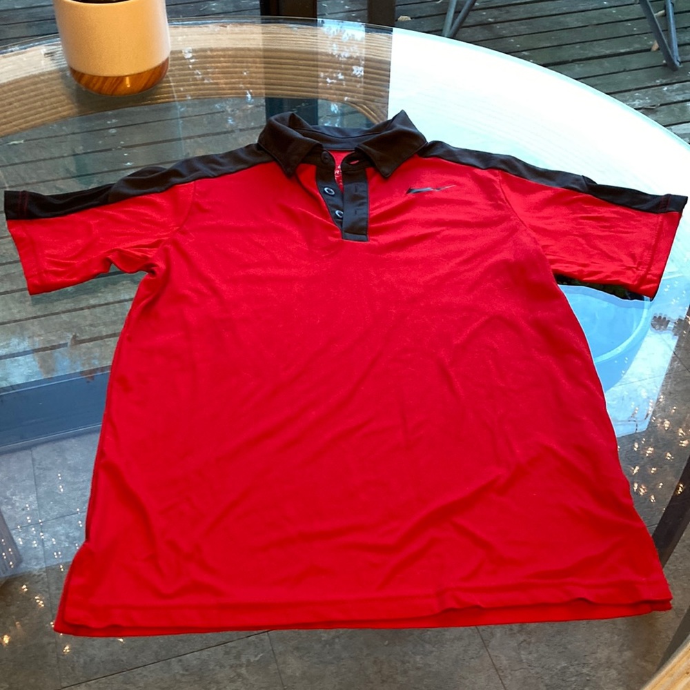 Boys small Nike Dry Fit short sleeve button up polo shirt